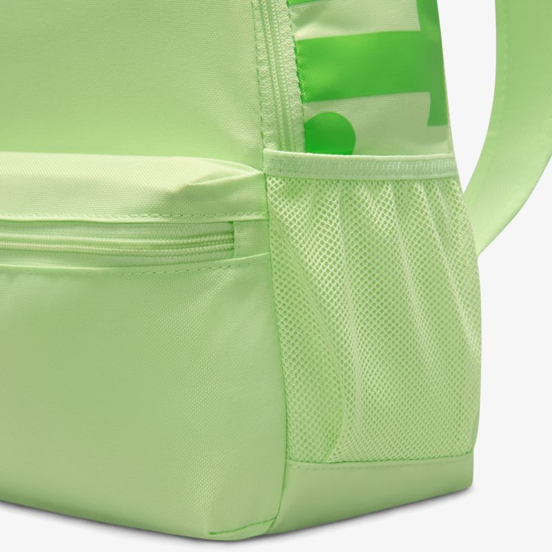 Grüne Tasche mit Mesh-Seitenfach und Reißverschluss. Perfekt für den täglichen Gebrauch und Reisen.
