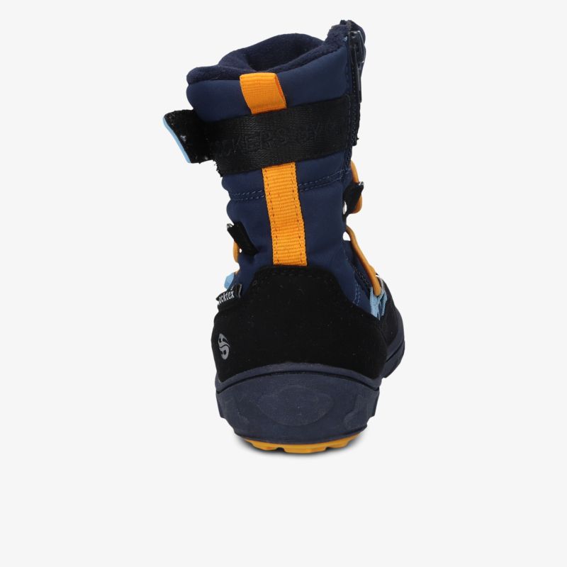Schuh Rückansicht mit robustem Sohlenprofil und praktischer Schnalle für sicheren Halt
