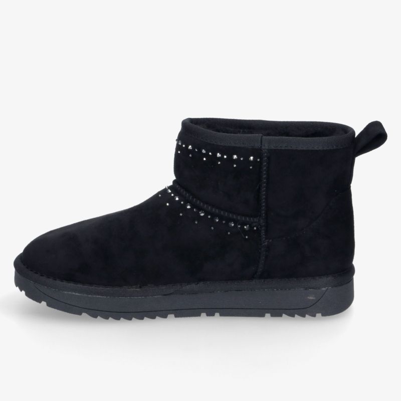 Schwarze Stiefelette mit weichem Material und rutschfester Sohle für angenehmen Tragekomfort und stilvolles Aussehen
