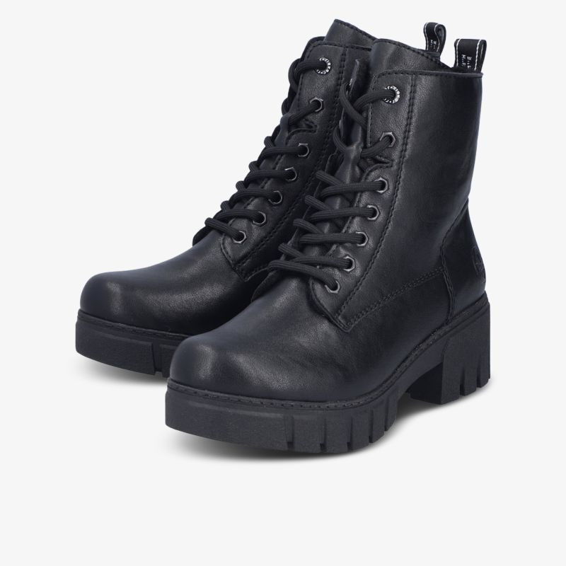 Robuste schwarze Schnürboots mit dicker Plateau-Sohle für modischen und komfortablen Tragekomfort