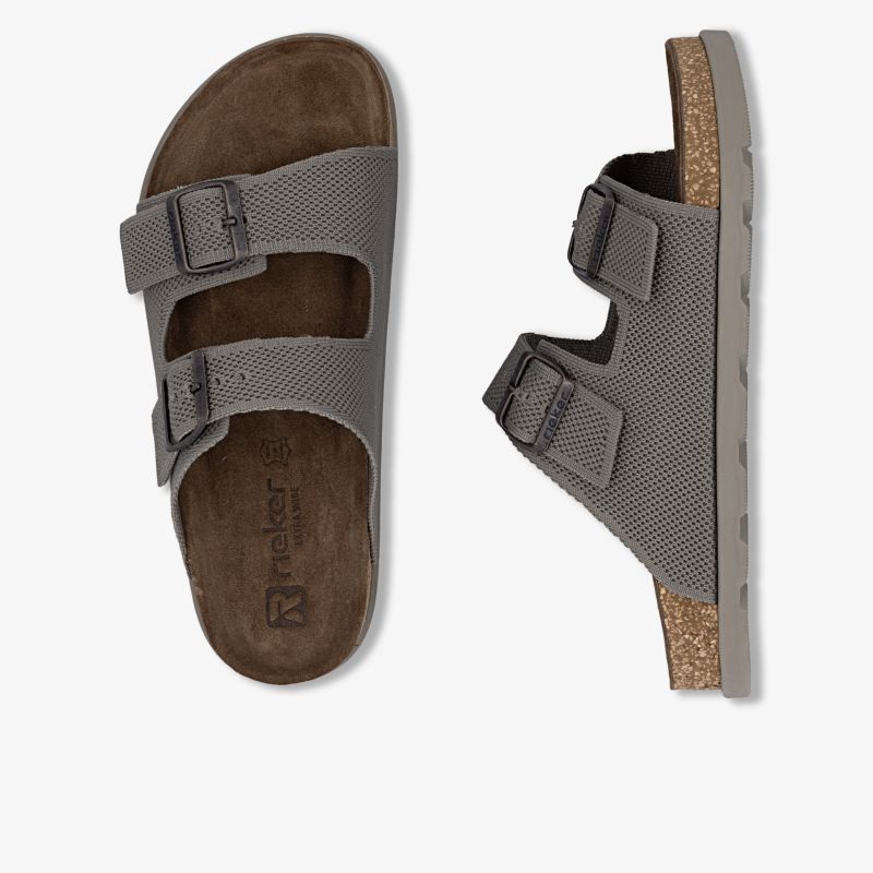 Bequeme Sandale mit verstellbaren Schnallen und ergonomischem Fußbett, ideal für den Alltag