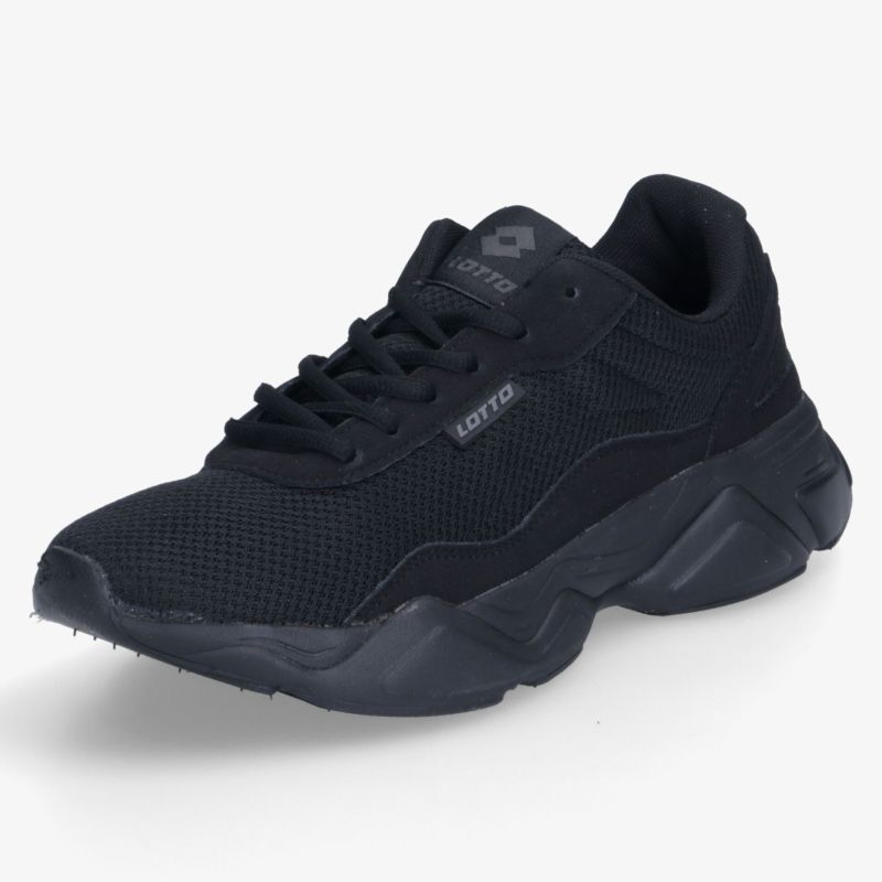 Schwarzer sportlicher Sneaker mit atmungsaktivem Material, bequemer Passform und stoßdämpfender Sohle, schräg vorne