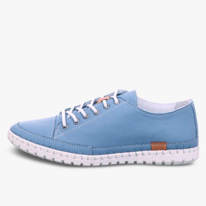 Blauer Sneaker mit weißer Sohle, lässiges Design, perfekt für Freizeitaktivitäten