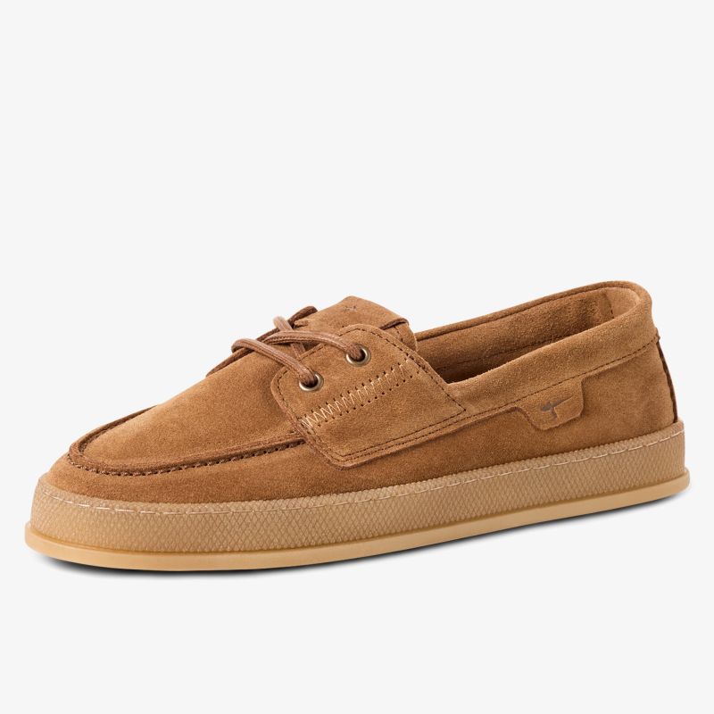 Bequemer brauner Velourslederschuh im Segelschuhstil mit robuster Sohle für lässigen Alltag