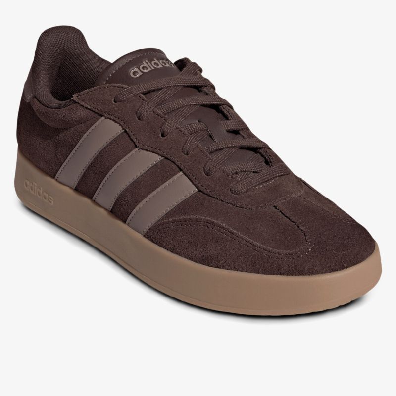 Robuster Wildleder-Sneaker mit bequemer Passform und rutschfester Sohle für sportlichen Komfort