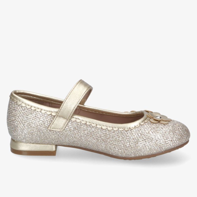 Eleganter glitzernder Ballerina mit praktischem Riemen und flachem Absatz für bequemen und sicheren Tragekomfort