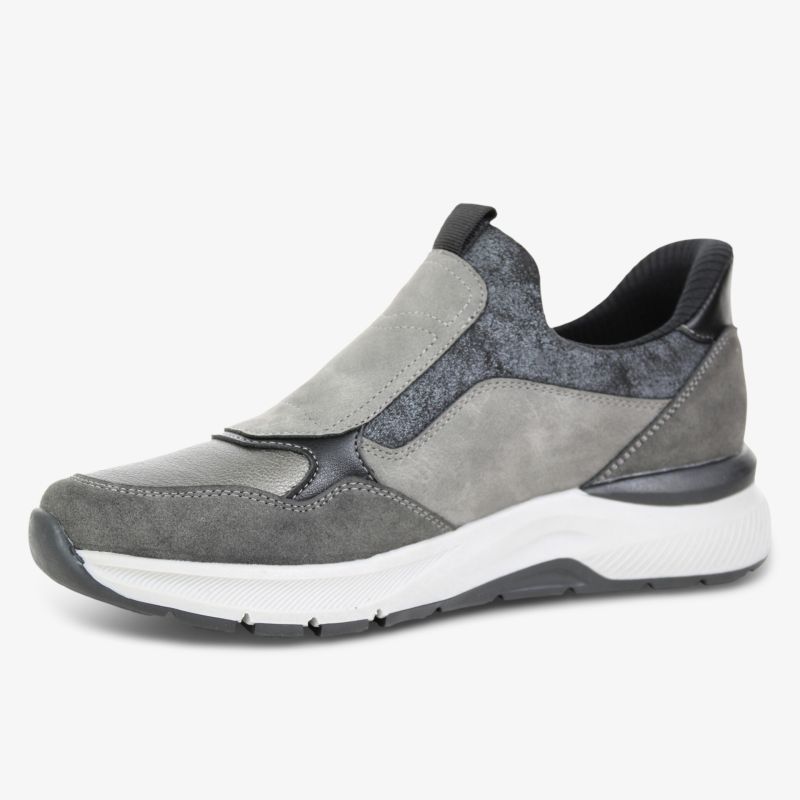 Moderner grauer Sneaker mit komfortabler Passform und rutschfester Sohle für optimalen Halt