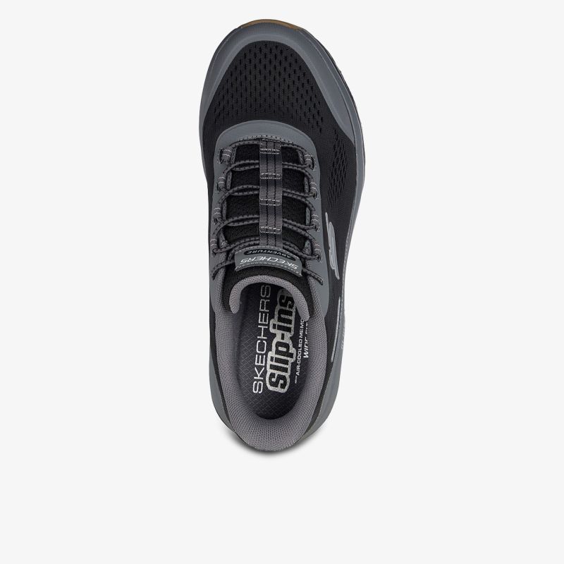 Leichter atmungsaktiver Sportschuh mit schnürbarem Obermaterial, ideal für hohen Tragekomfort