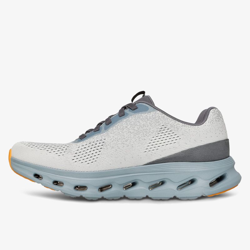 Leichter und atmungsaktiver Sneaker mit modernem Design und hohem Tragekomfort.