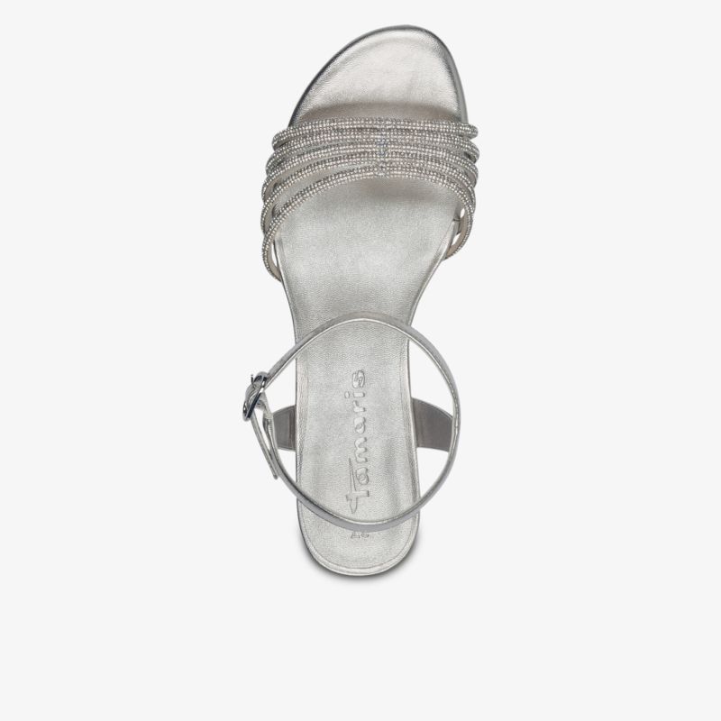 Elegante silberne Riemchensandale mit schmaler Schnalle und mittelhohem Absatz für stilvollen Auftritt