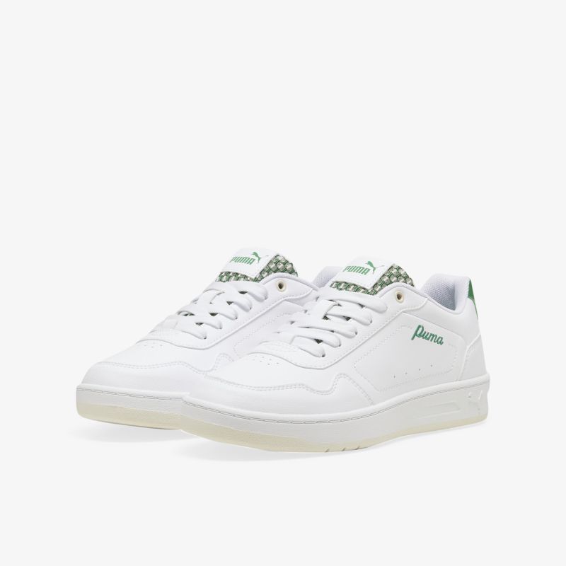 Modern design weiße Sneaker im Paar mit komfortabler Passform und leichter, flexibler Sohle
