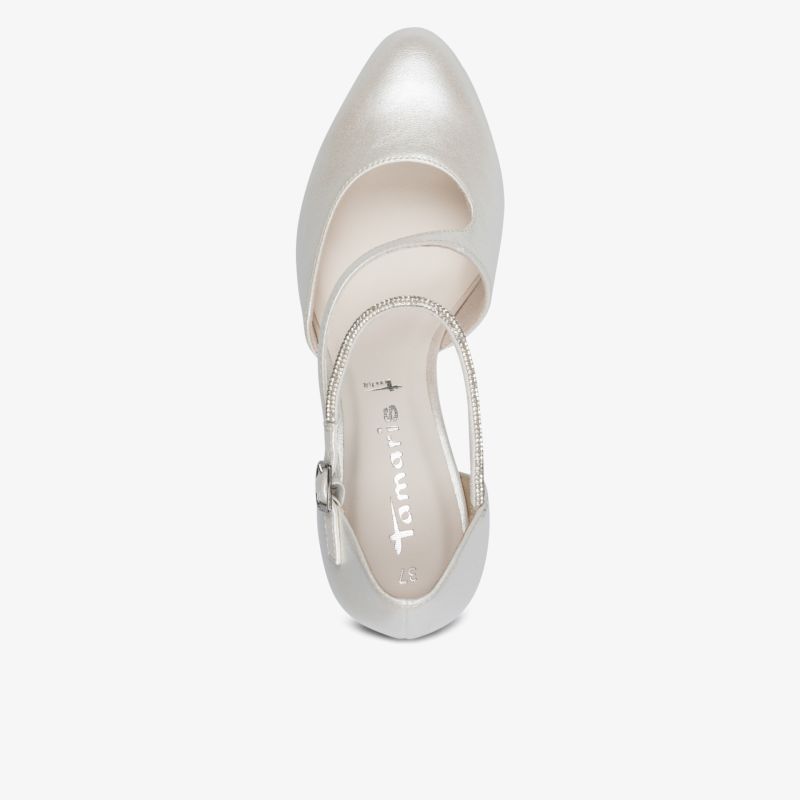 Eleganter Damenschuh mit spitz zulaufender Form und verstellbarem Riemchen in glänzender Optik