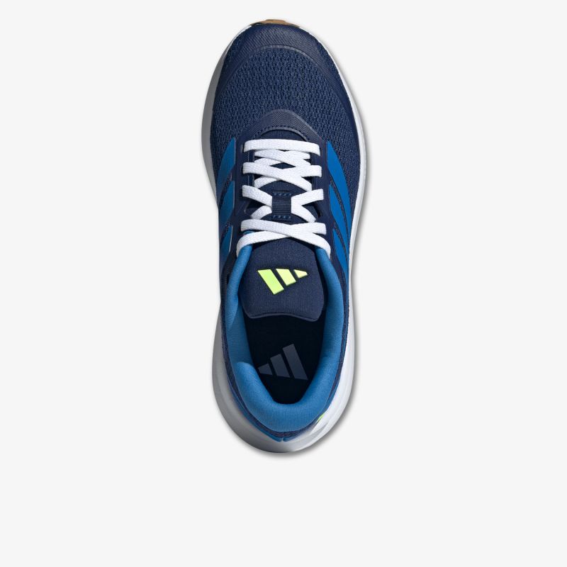Sportlicher Schuh in blau mit atmungsaktivem Mesh und bequemer Passform, langlebige Sohle sichtbar von oben