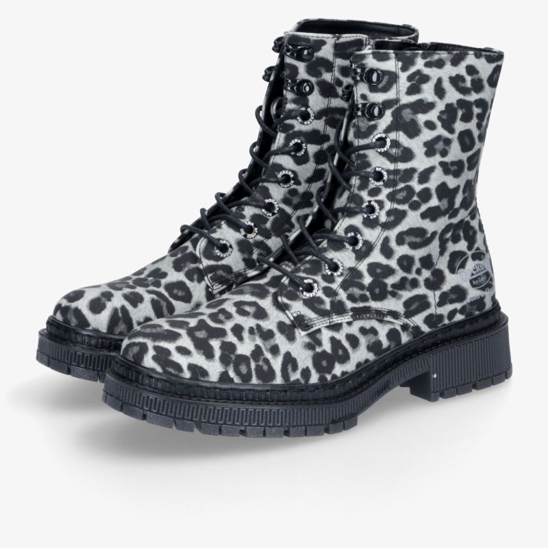 Robuste Schnürboots mit modischem Leopardenmuster und profilierter Sohle für komfortablen Halt