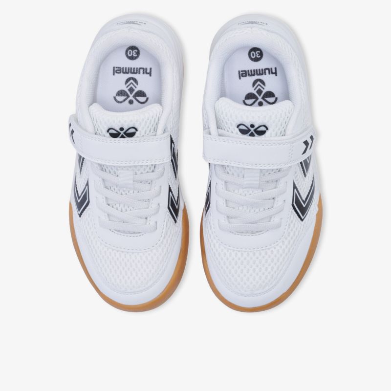 Weiße leichte Sportschuhe mit atmungsaktivem Mesh, bequemer Polsterung und rutschfester Sohle, Paaransicht