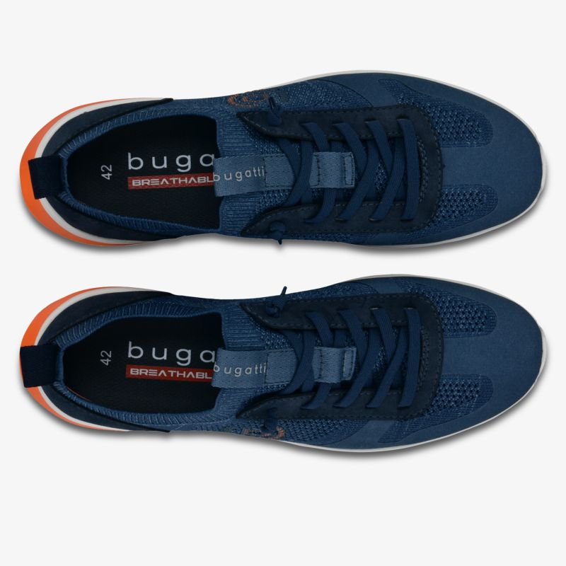 Bequeme und stylische blaue Sneaker von oben mit rutschfester Sohle und atmungsaktivem Material.
