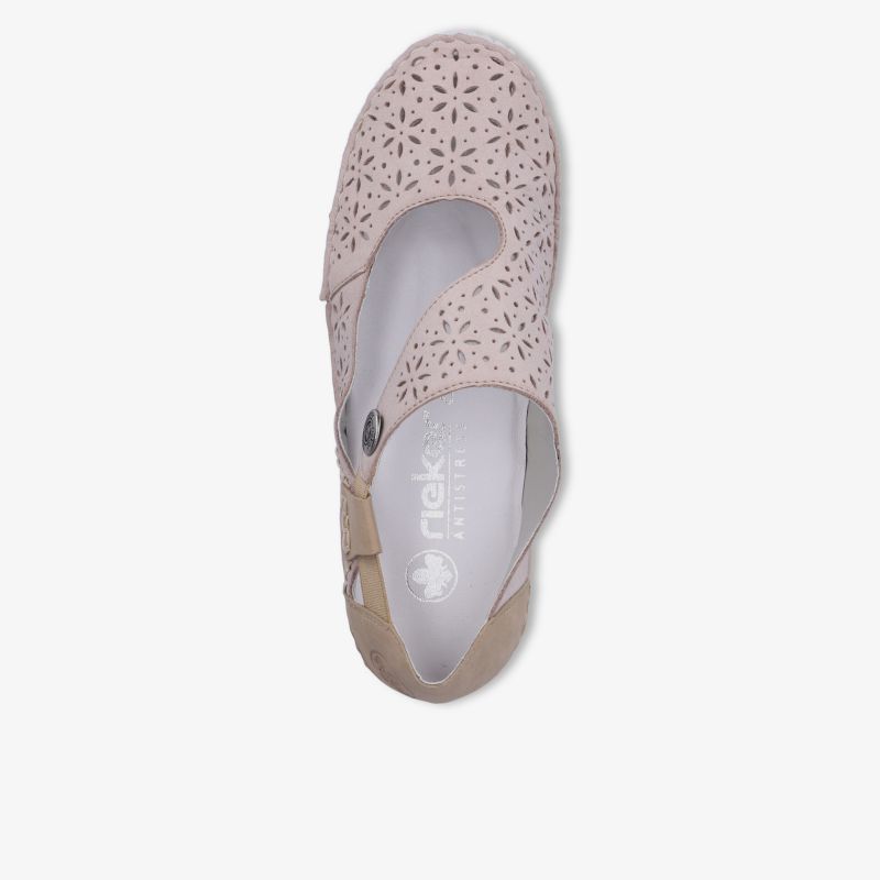 Leichter Komfortschuh mit atmungsaktivem, perforiertem Obermaterial und flexibler, bequemer Passform