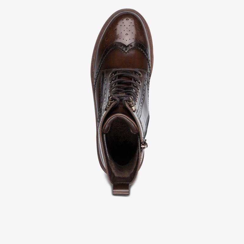 Brauner Lederstiefel mit Schnürung, eleganter Schuh, modisch und hochwertig verarbeitet, Draufsicht