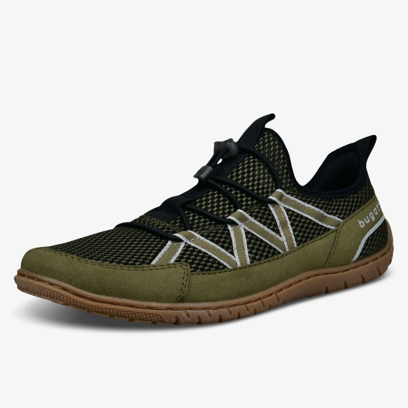 Leichter, flexibler Schuh mit atmungsaktivem Obermaterial und robuster Sohle, ideal für sportliche Aktivitäten.