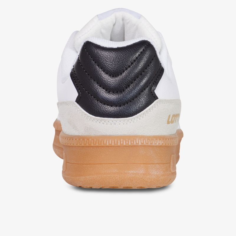 Moderner Sneaker mit kontrastierenden Akzenten und robuster Gummisohle.