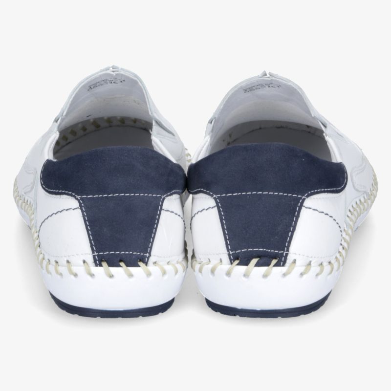 Leichte, komfortable weiße Schuhe mit blauem Fersenbereich und flexibler, handgenähter Sohle