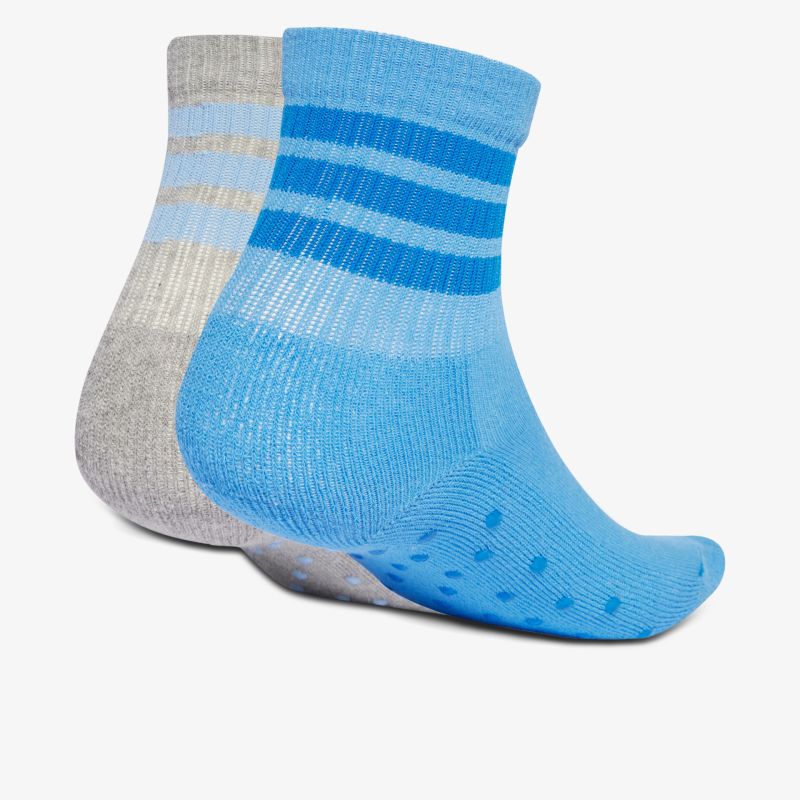 Weiche, atmungsaktive Socken mit rutschfesten Noppen für optimalen Komfort und sicheren Halt beim Tragen