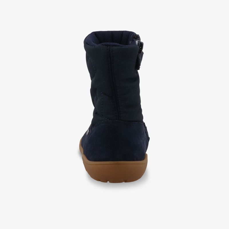Warmer Stiefel mit robustem Gummiabsatz und weichem Innenfutter, perfekte Passform für kalte Tage