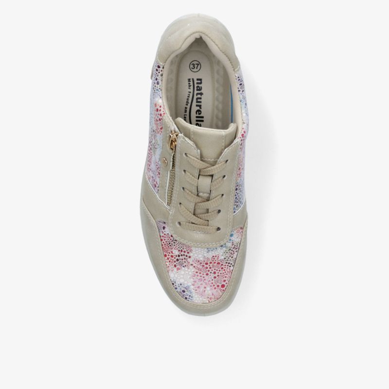 Bequemer Sneaker mit floralem Druck und Schnürung, ideal für vielseitige Styles. Komfortabel und schick zugleich.