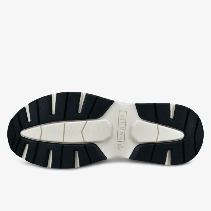 Robuste und rutschfeste Schuhsohle mit tiefem Profil für sicheren Halt und langlebige Performance