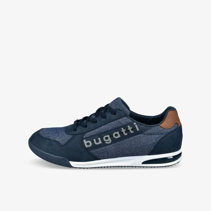 Seitenansicht eines blauen Bugatti Sneakers mit sportlichem Design, leichter Konstruktion und komfortablem Tragegefühl