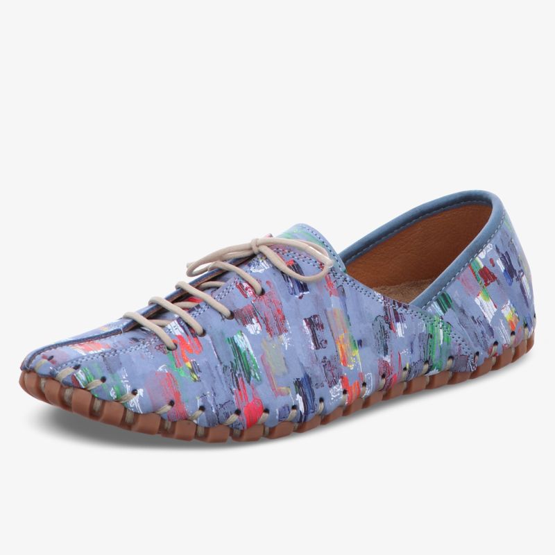 Farbenfroher Schuh mit kreativem Muster und robuster Sohle für vielseitigen Stil
