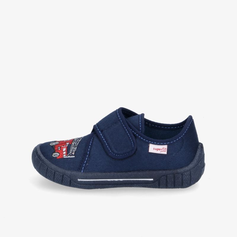 Bequemer dunkelblauer Schuh mit Klettverschluss und rutschfester Sohle für den Alltag.