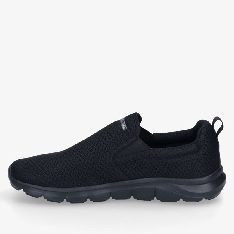 Seitliche Ansicht eines schwarzen Slip-On Sneakers mit atmungsaktivem Obermaterial und flexibler, rutschfester Sohle