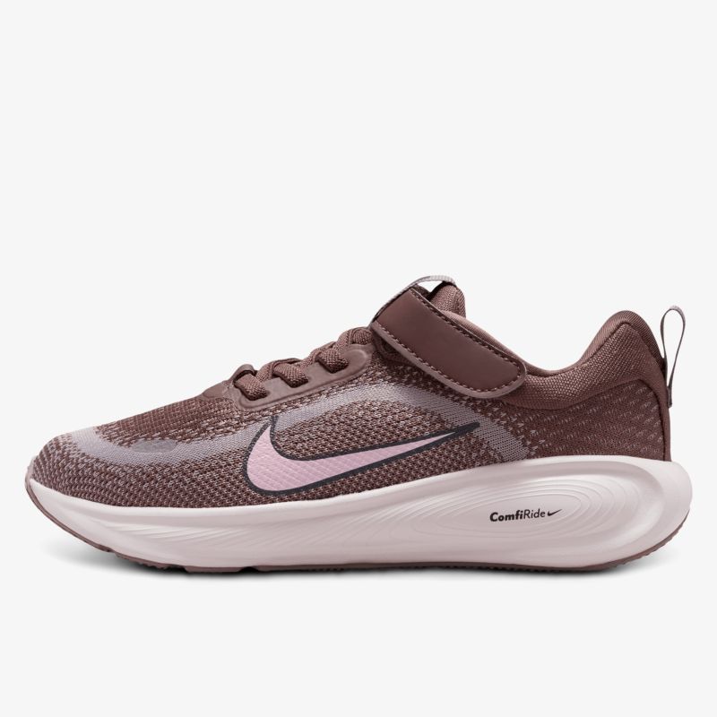 Sportlicher, komfortabler Sneaker mit modernem Design und langlebiger Sohle.