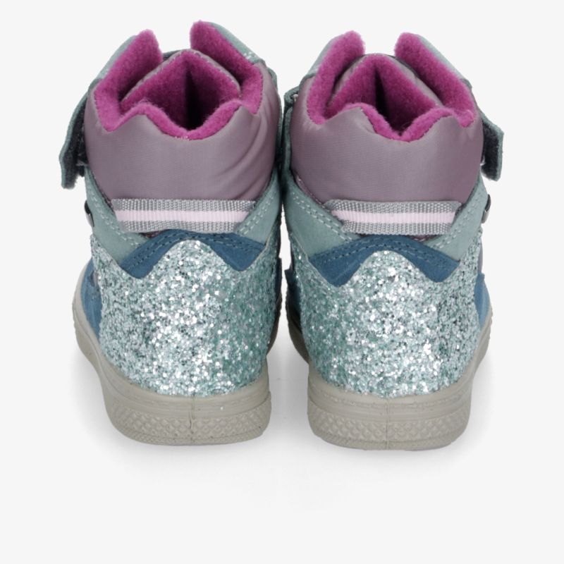 Stylische Glitzerschuhe mit gepolstertem Innenbereich und praktischem Reißverschluss, ideal für sicheren Halt und Komfort