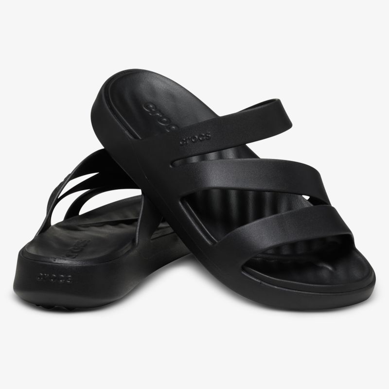 Komfortable schwarze Sandalen mit rutschfestem Design und langlebigen Materialien für vielseitige Anwendungen.