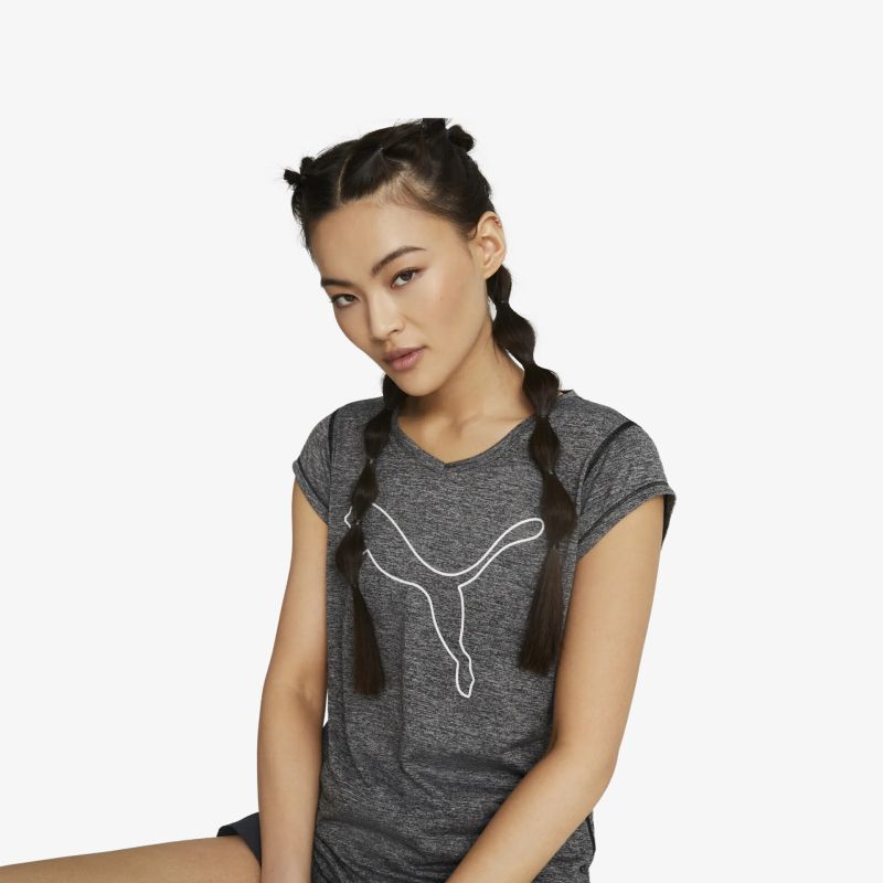 sportliches graues Puma Shirt mit großem Logo, kurzärmlig, bequem und modern geschnitten