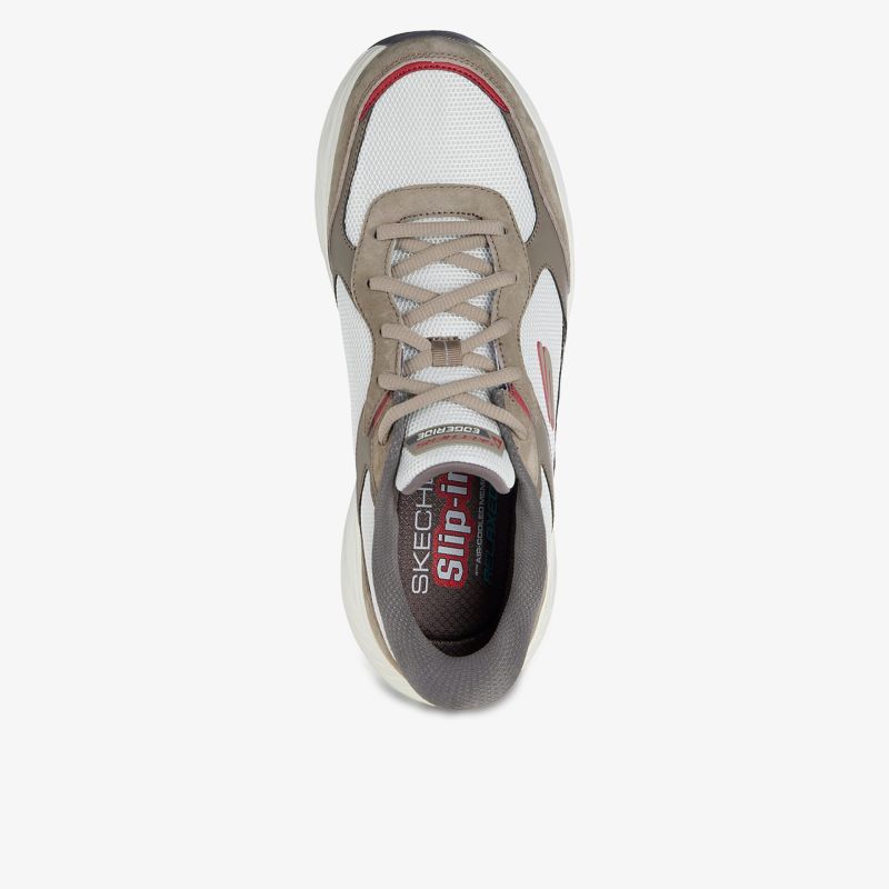 Bequemer Sneaker mit robuster Schnürung und atmungsaktivem Material, moderne Farbkombination in Draufsicht
