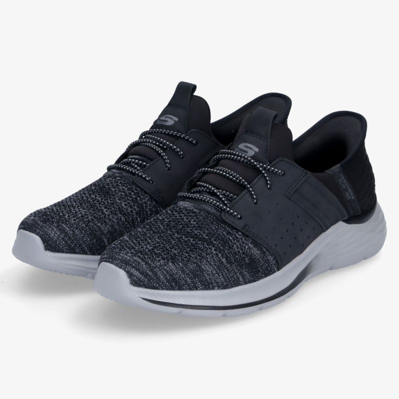 Leichte, flexible Sportschuhe mit atmungsaktivem Material und gepolsterter Passform für hohen Tragekomfort