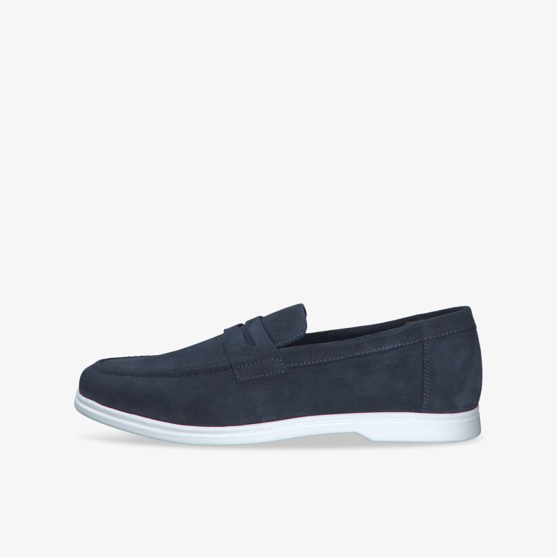 Eleganter blauer Slipper mit leichter, rutschfester Sohle und bequemer Passform für stilvollen Komfort