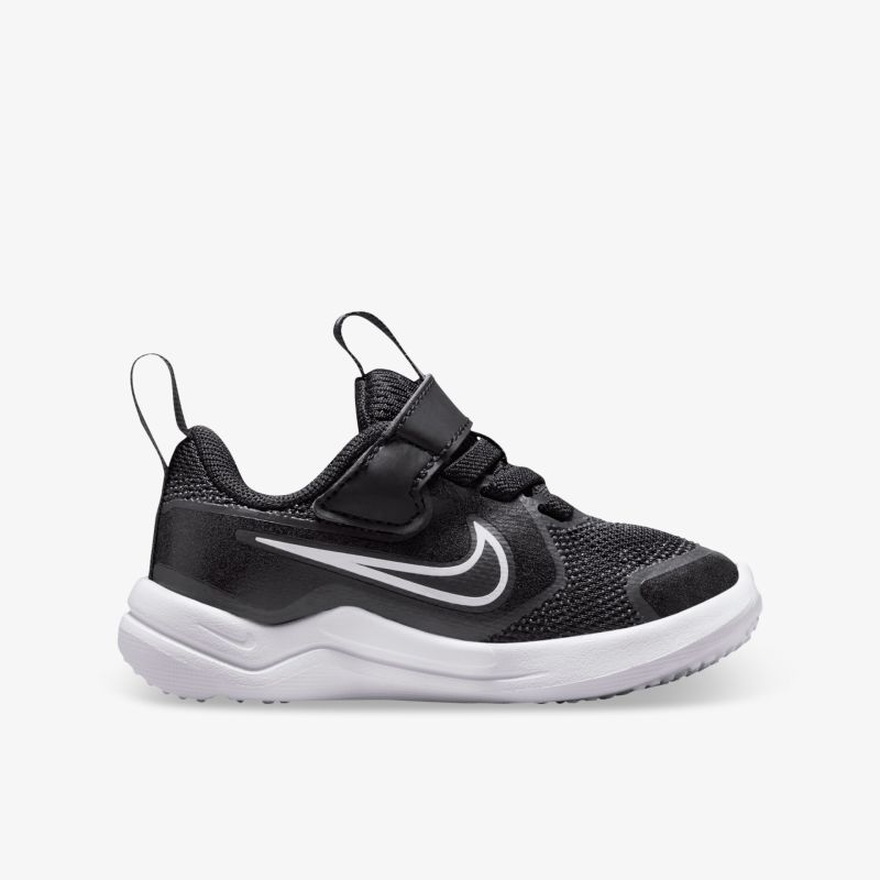 Leichter und bequemer Sportschuh mit atmungsaktivem Material und rutschfester Sohle in moderner Optik