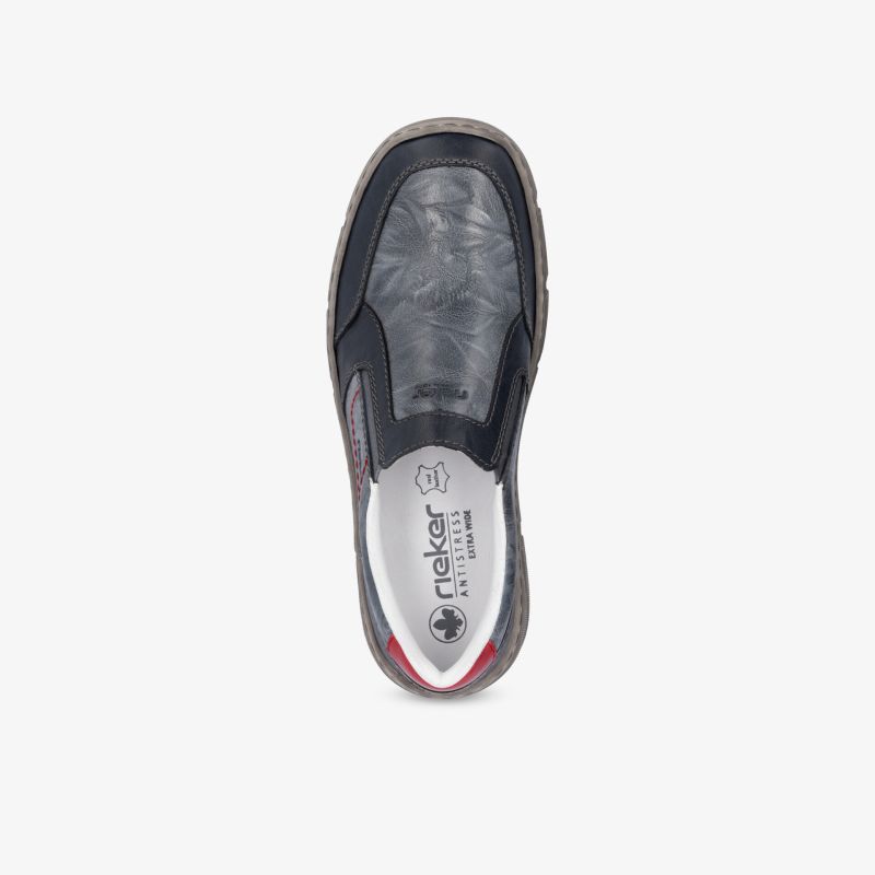 Schwarzer Slip-On Schuh mit elastischem Einsatz und rutschfester Sohle, bequem und hochwertig verarbeitet
