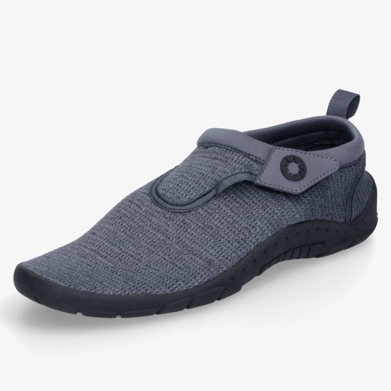 Leichter grauer Schuh mit flexiblem Material und rutschfester Sohle, verstellbarer Klettverschluss für optimalen Sitz