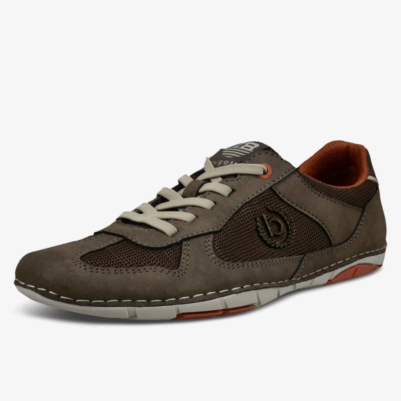 Moderner Schuh mit rutschfester Sohle und atmungsaktivem Material