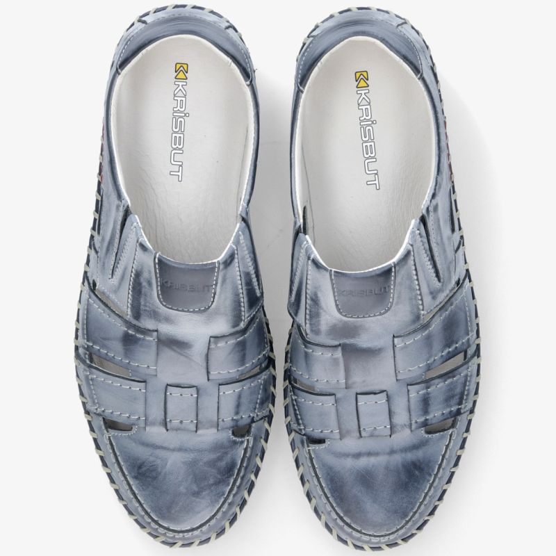 leichte und bequeme Schuhe mit geschlossener Zehenpartie und robuster Sohle, perfekter Alltagsschuh